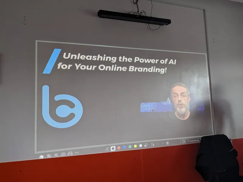 The projected slide reading “Unleashing the Power of AI for Your Online Branding”, with the BestCluj mark
